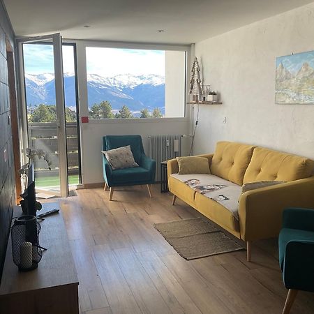 Appartement Tres Lumineux Egat Buitenkant foto